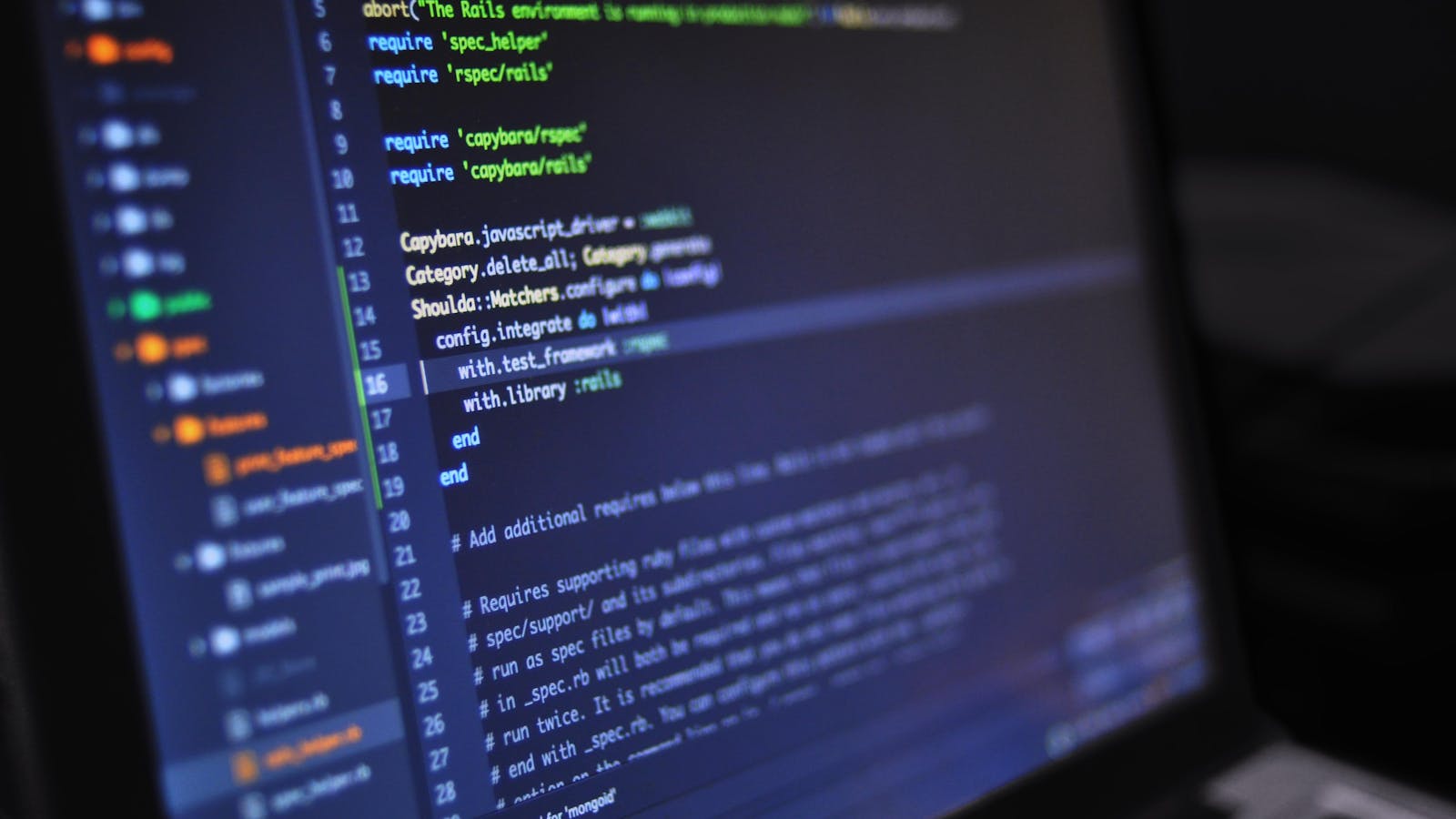 Código e tecnologia representando upskilling corporativo na era da inteligência artificial
